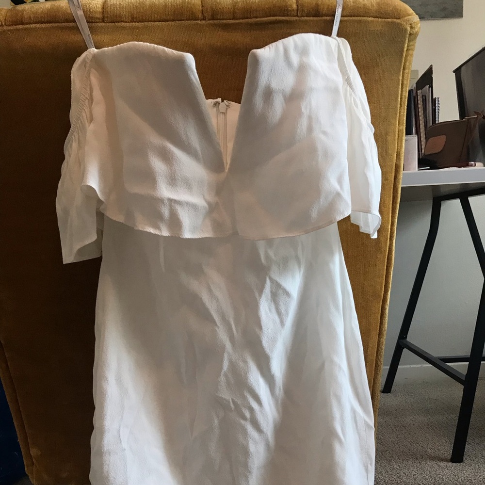 Lovers + Friends white off the shoulder dress XS